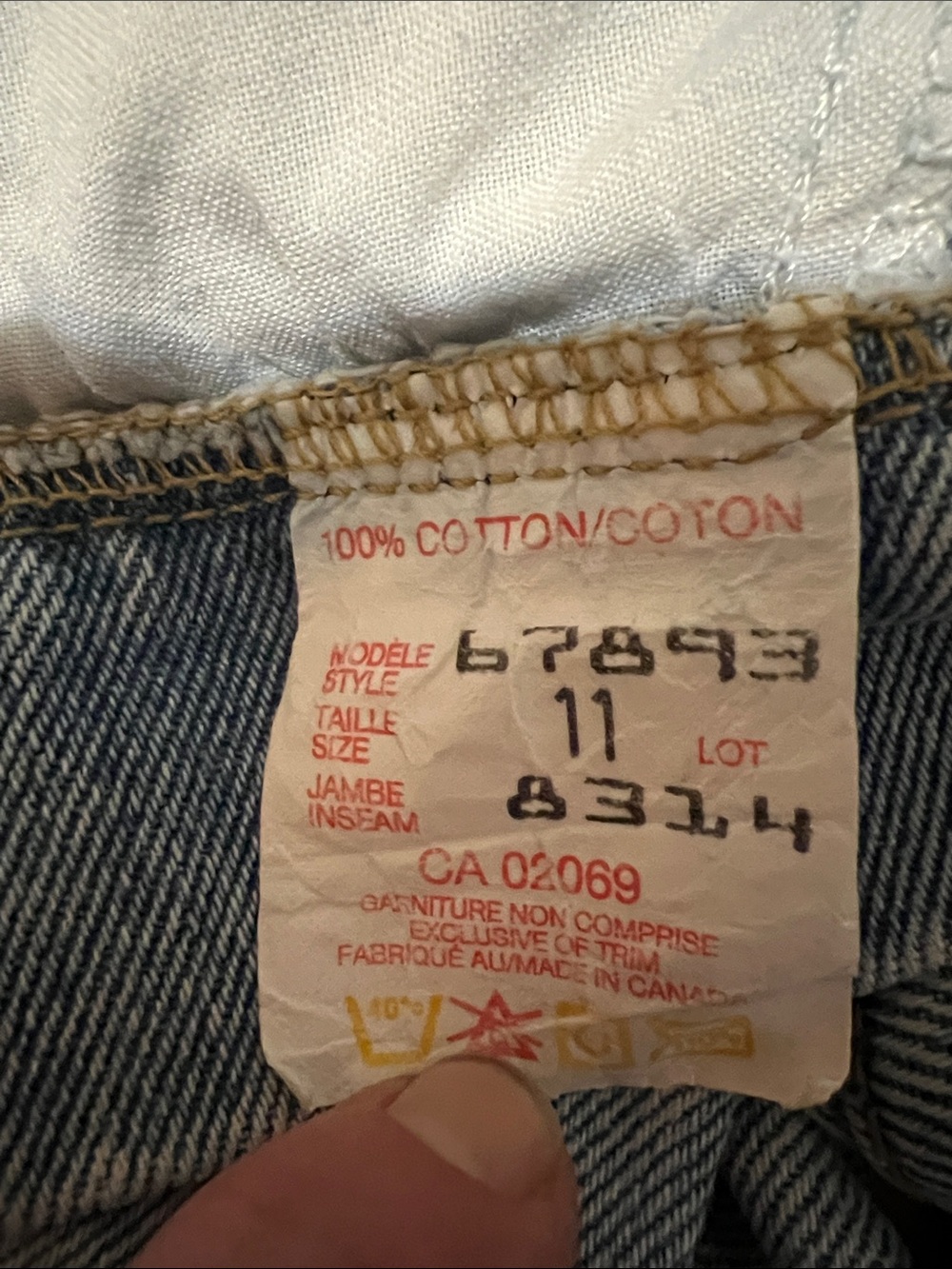 Vintage Light Blue Straight-Leg Jeans with Black Embroidered Detail - Picture 13 of 13